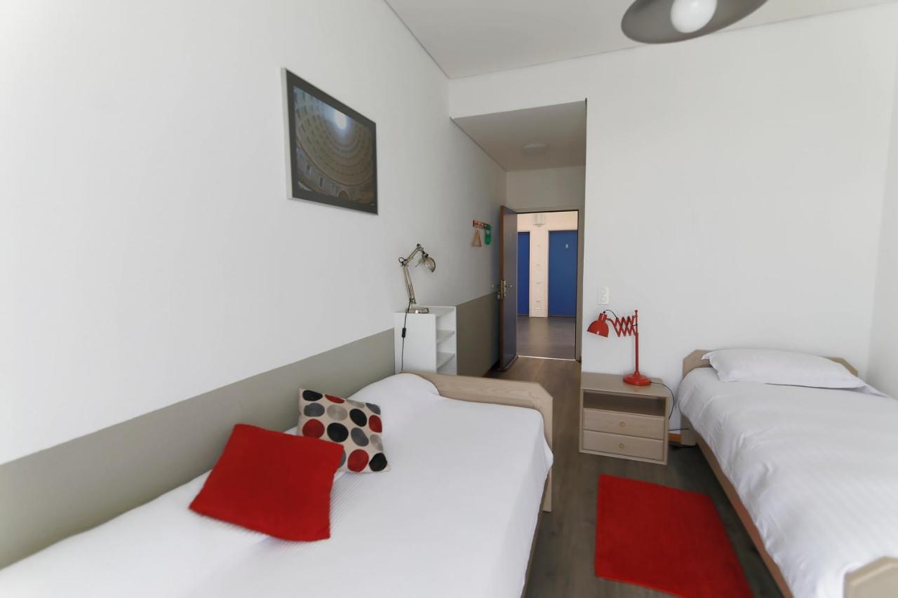 Les Chambres Du Ctn Plan-les-Ouattes Εξωτερικό φωτογραφία